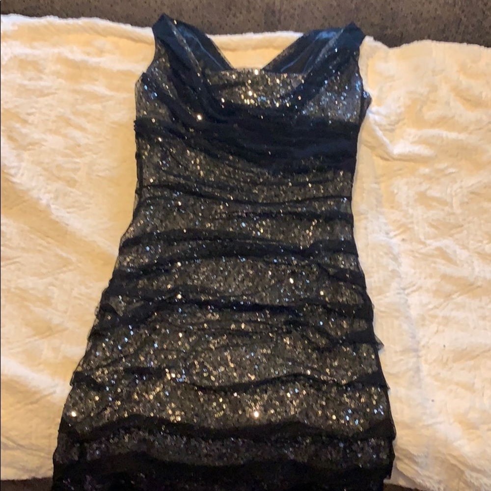 Sleeveless dress